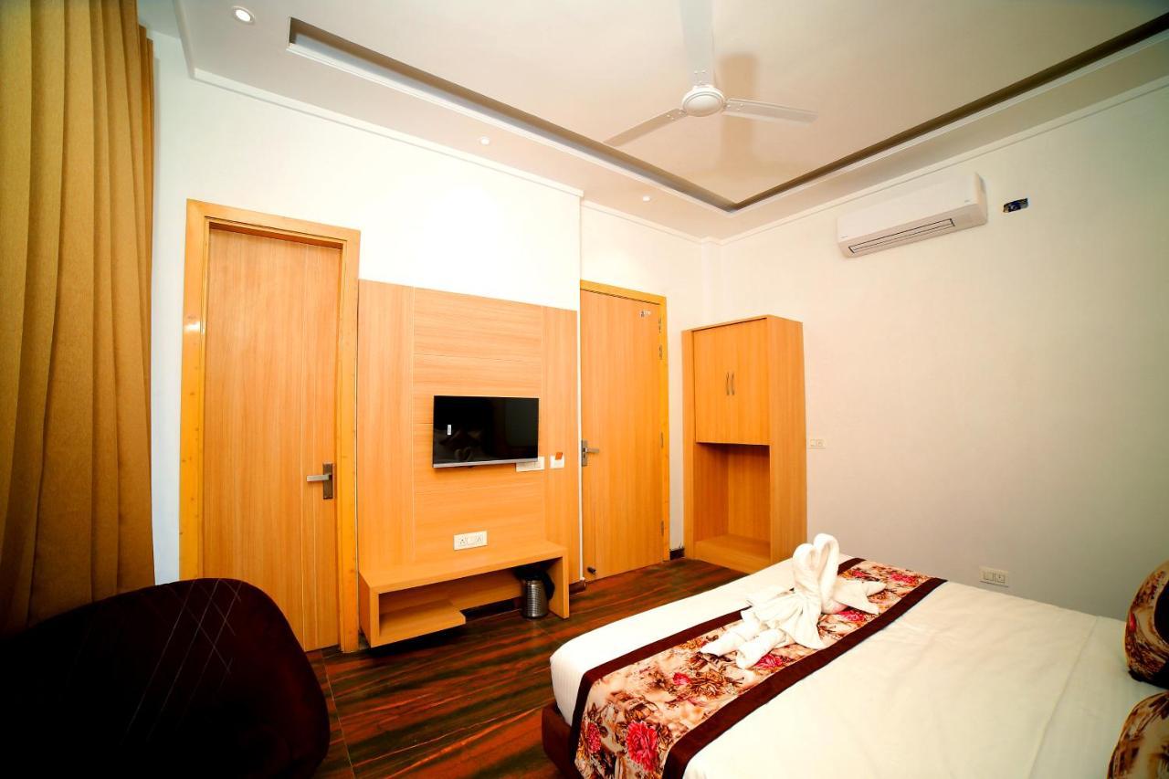 Hotel Diamond View Amritsar Ngoại thất bức ảnh