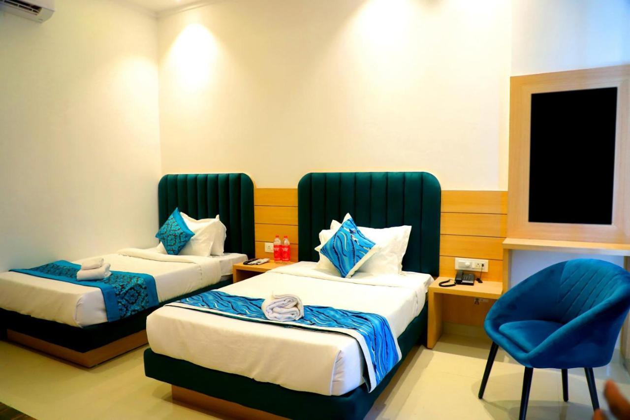 Hotel Diamond View Amritsar Ngoại thất bức ảnh