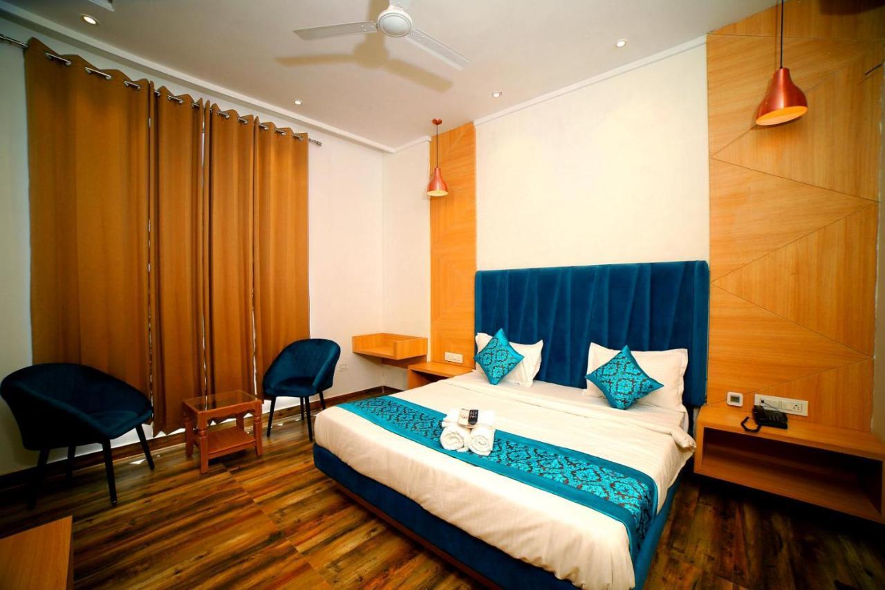 Hotel Diamond View Amritsar Ngoại thất bức ảnh